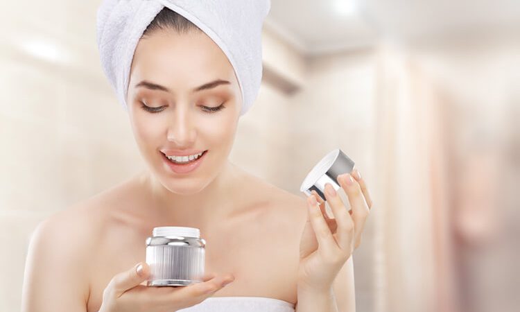 Hoe je gezicht verzorgen? Nuttige trucs en effectieve cosmetica